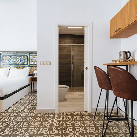 Apartahotel El Escondite De Triana Sevilla