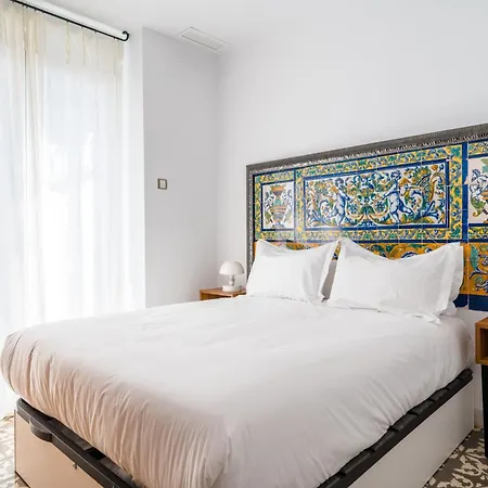 El Escondite De Triana Apartahotel Sevilla